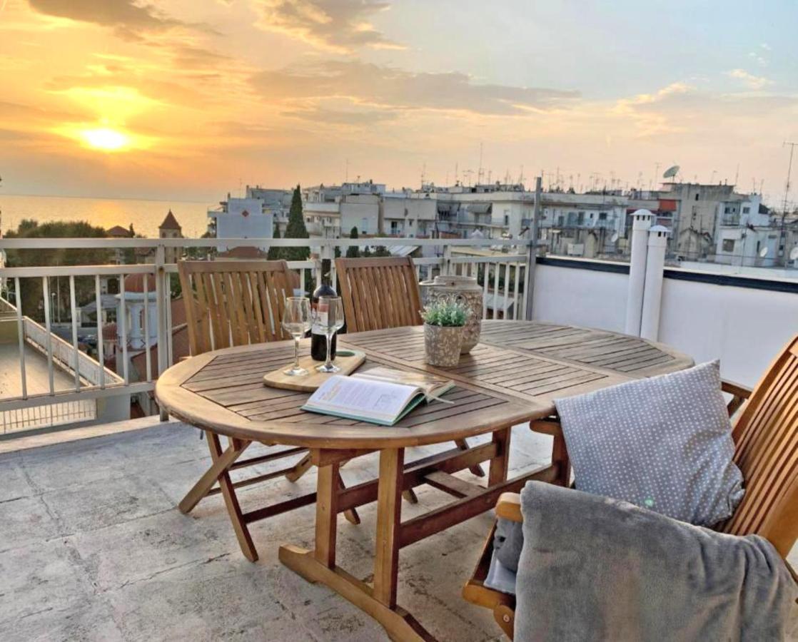 Sea View Sunset Penthouse Apartament *